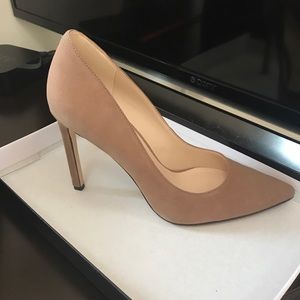 Taupe/Natural suede, 6.5 Nine West 4’ Stilettos.